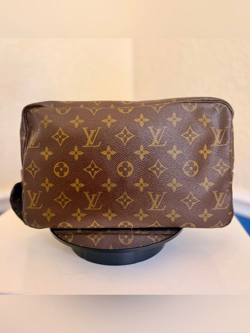 ✨🛍️ Louis Vuitton Monogram Trousse Toilette 28 Pouch Coated Canvas & Heart Charm